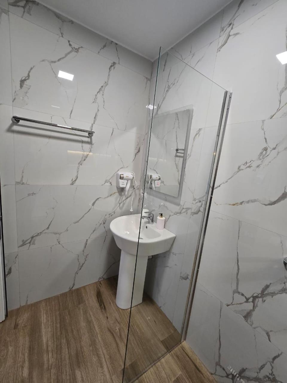 Aila Apartment Саранда Экстерьер фото